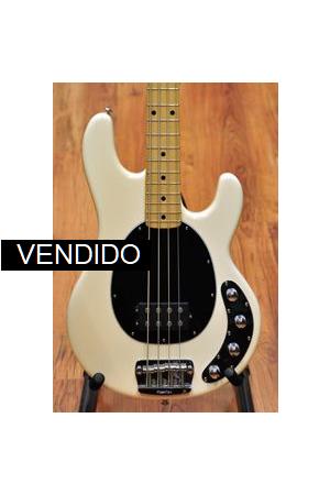 Musicman Stingray 4 White-used Musicman Stingray 4 White-used